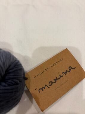 Manos del Uraguay Maximo 100% Merino Wool. Pewter